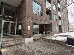 300 C Lett St #324, Ottawa, ON K1R 0B8