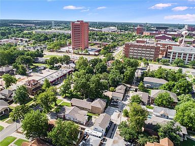 746 Jenkins Ave Norman Ok 73069 Zillow