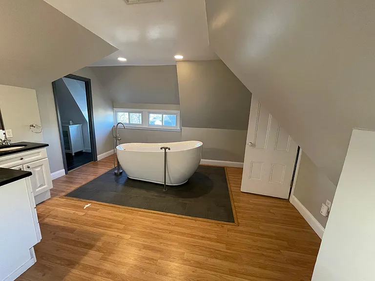 Master Bedroom bath