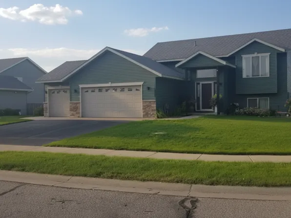 13220 Glen Cir, Becker, MN 55308