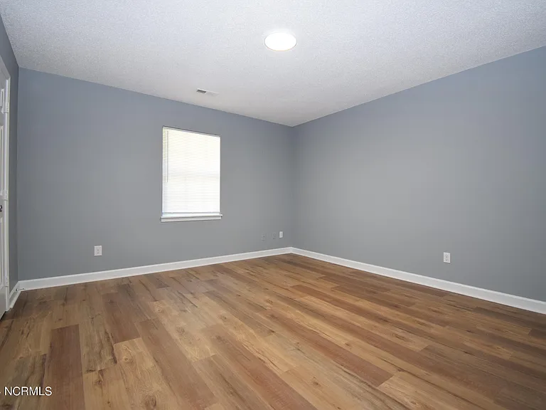 3310 Parkway Ct #B — Photo 10