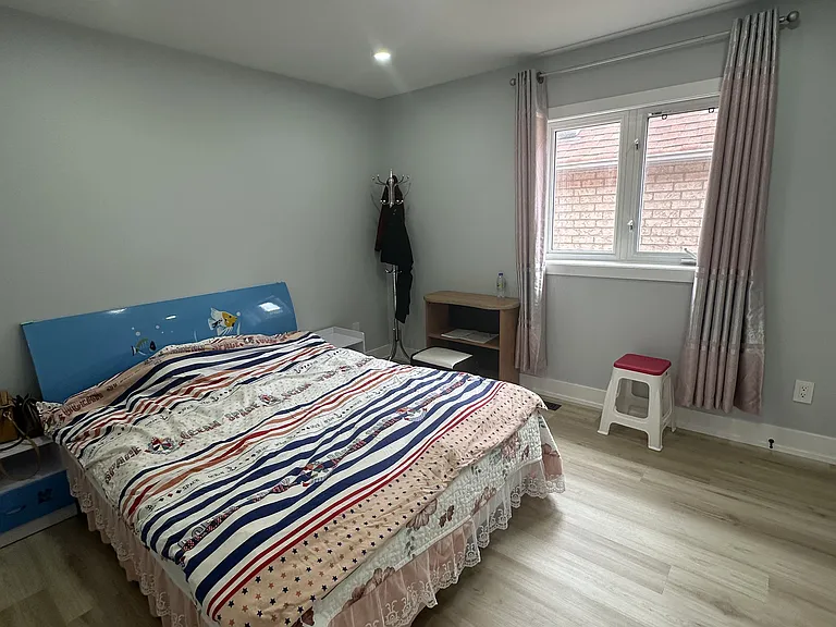 178 Shepton Way — Photo 4
