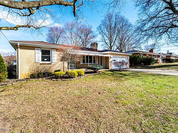 3rd image of 772 Edenridge Dr