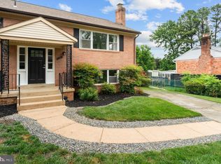2809 Elsmore St, Fairfax, VA 22031