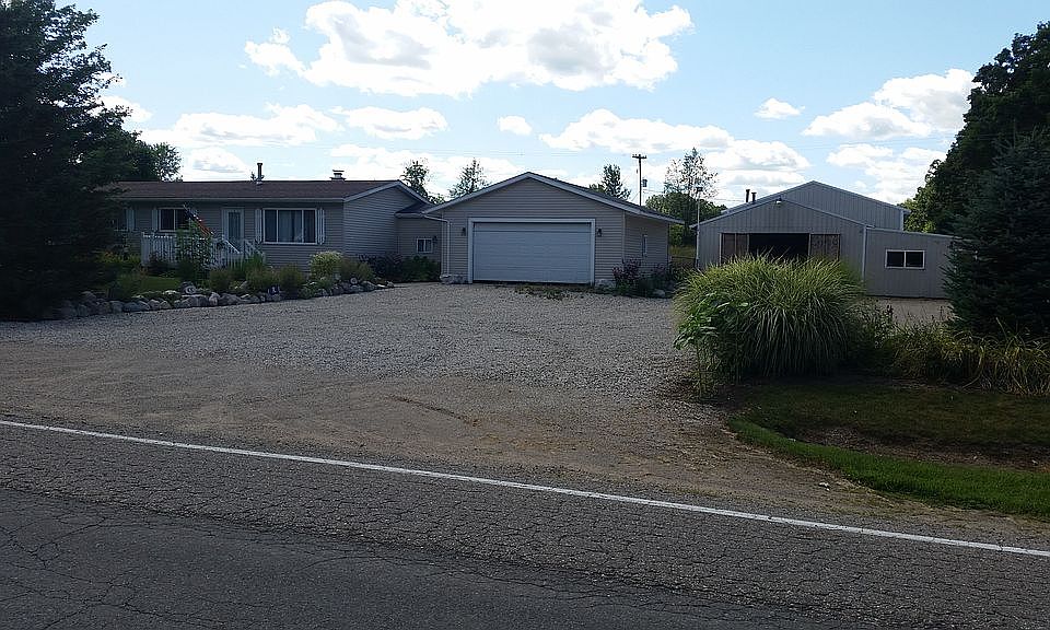 1st image of 8679 S Cypress Ave