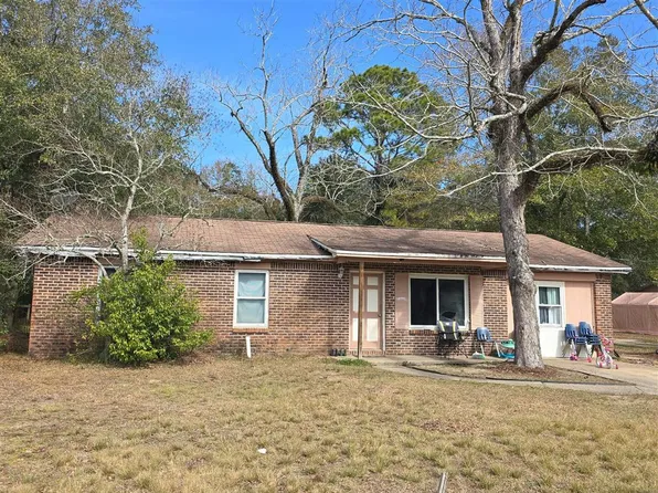 5306 Catalina St, Pace, FL 32571