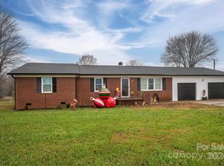 527 Stroup Rd, Lawndale, NC 28090