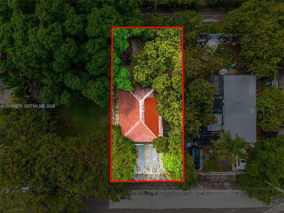 1st image of 270-272 NW 35th St