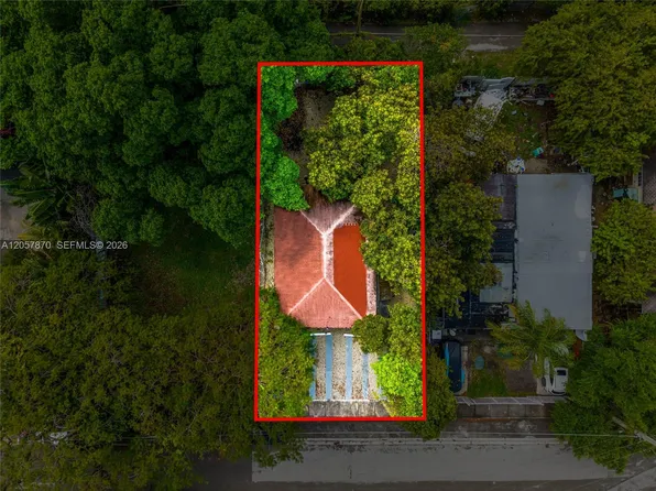 270-272 NW 35th St, Miami, FL 33127