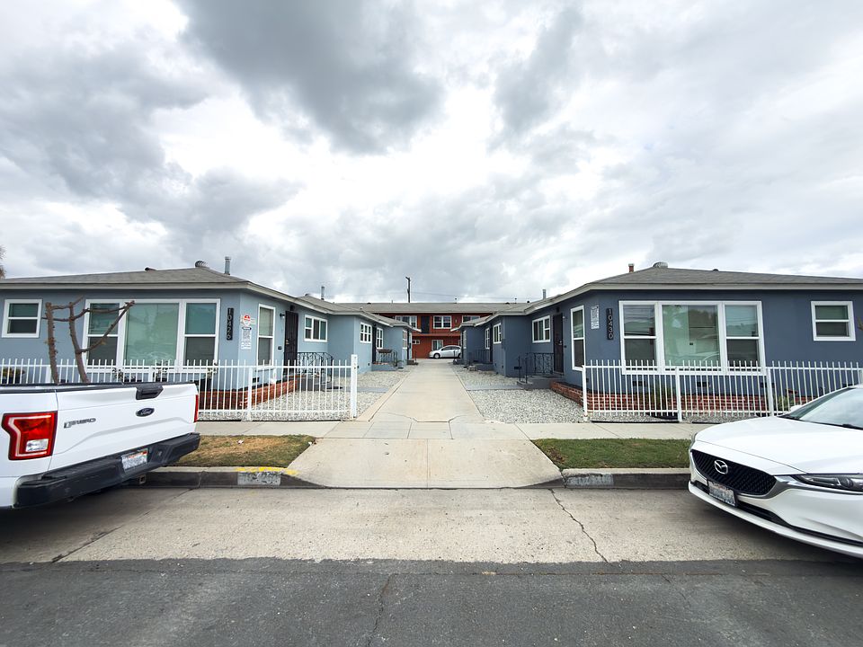 1st image of 10430 California Ave #B