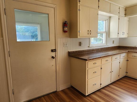 3rd image of 1212 S Willson Ave #1