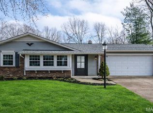 5050 Heathfield Dr, Saint Louis, MO 63128