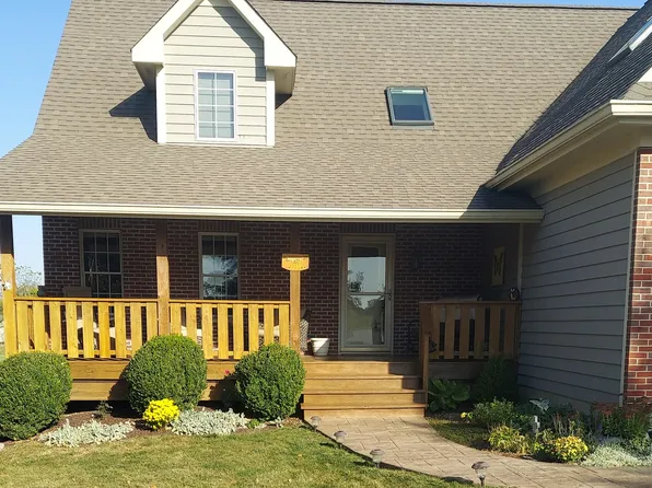 2110 Maritime Ln, Woodstock, IL 60098