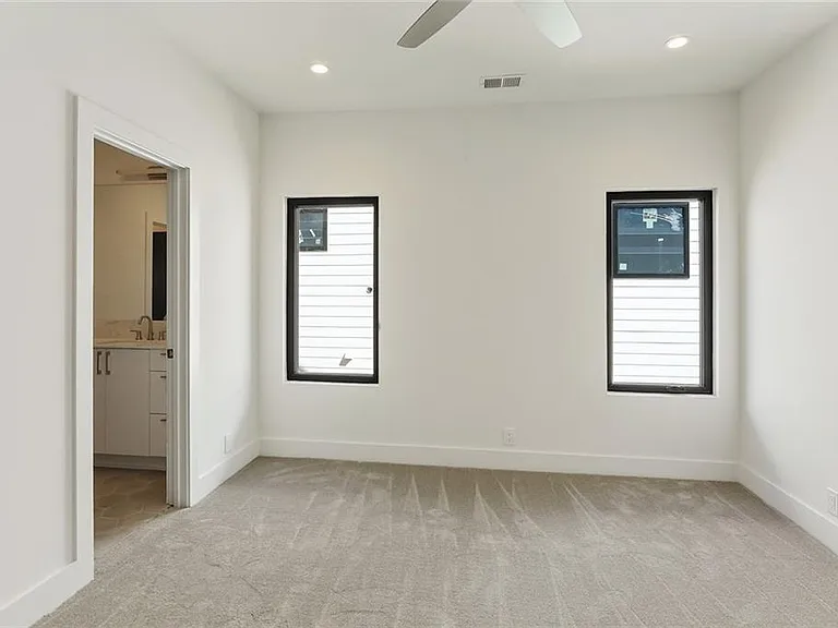 2985 Lookout Pl NE — Photo 31
