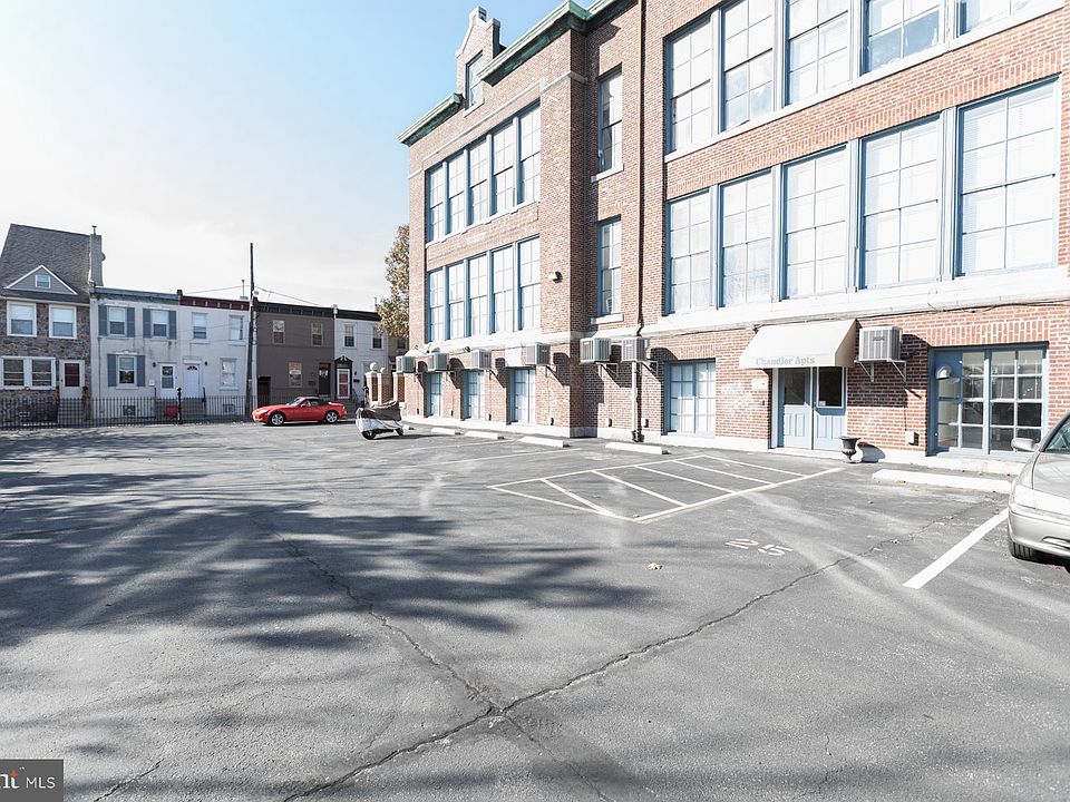 1st image of 1050 E Montgomery Ave APT 301