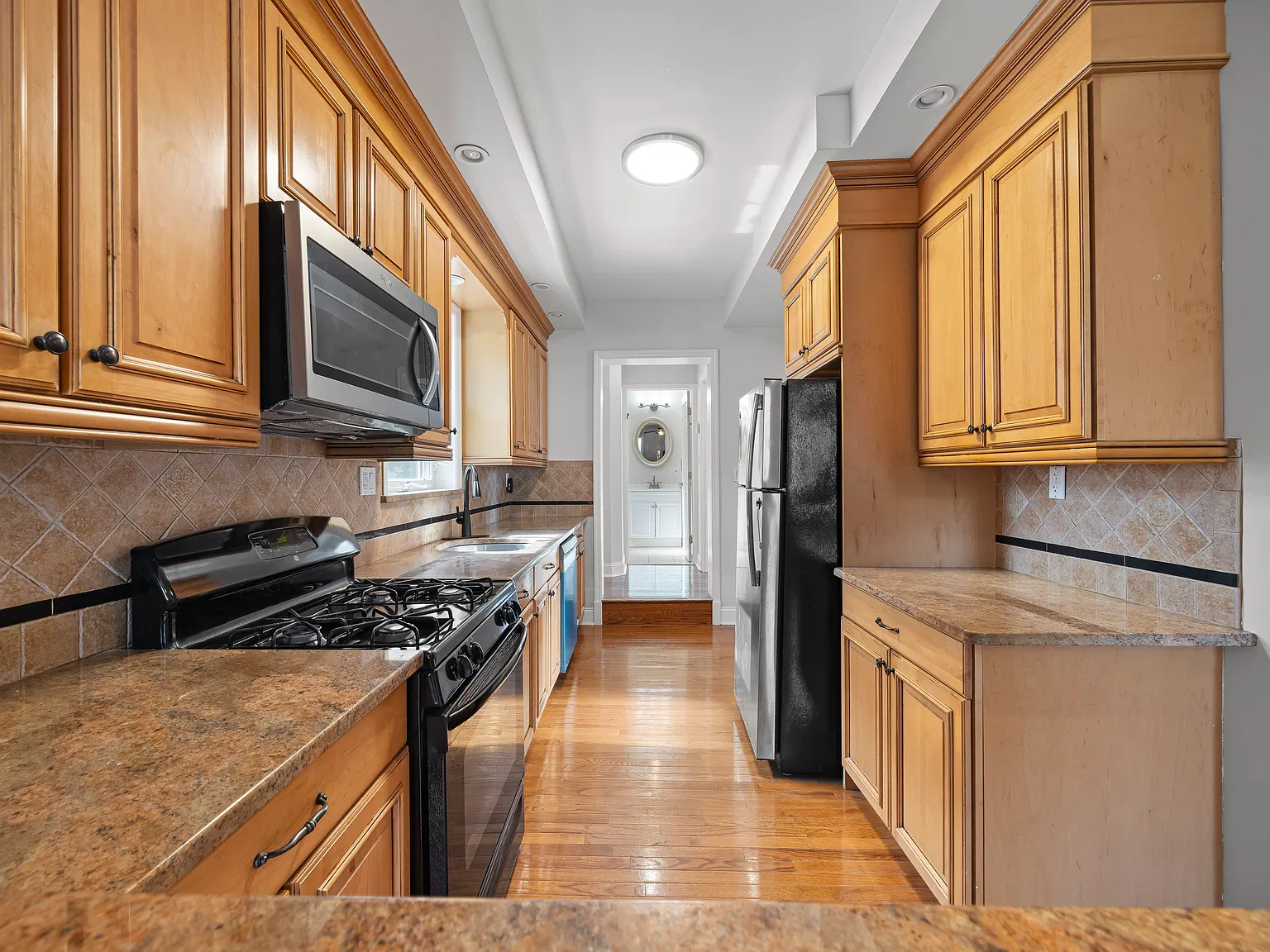 2 bed, 1148 sqft, $2,895 — Photo 4