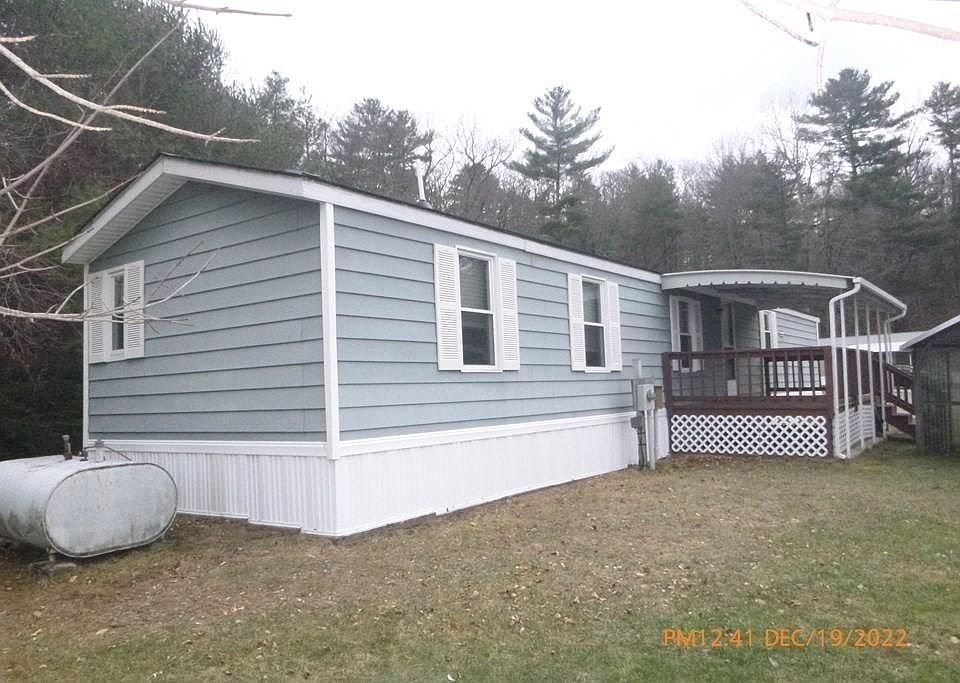 1st image of 225 Park Cir