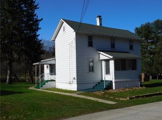 194 Hillside Rd, Derry, PA 15627