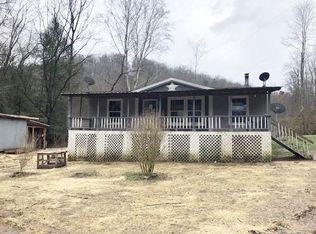 2731 Leatherwood Rd, Charleston, WV 25045