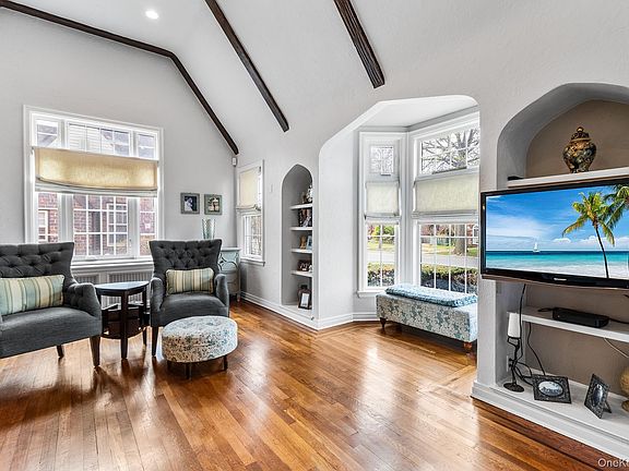 5th image of 524 Concord Avenue