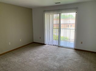 4684 Park Ln, Toledo, OH 43614