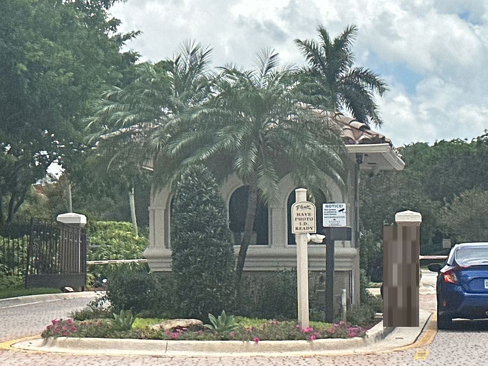 2nd image of 16886 SW 1st Pl