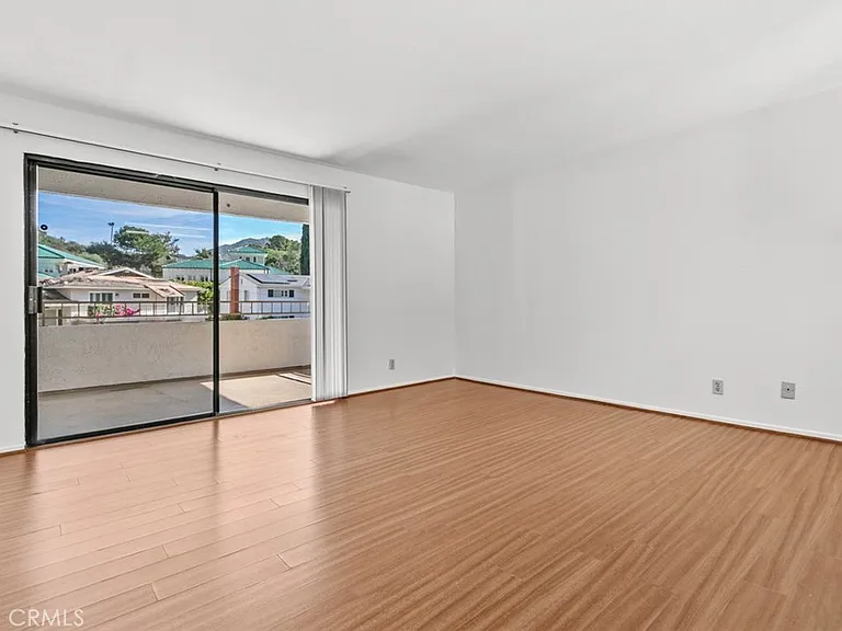 1321 Greenbriar Rd — Photo 26