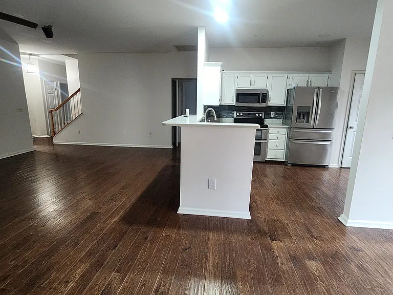 2375 Curecanti Ct — Photo 9