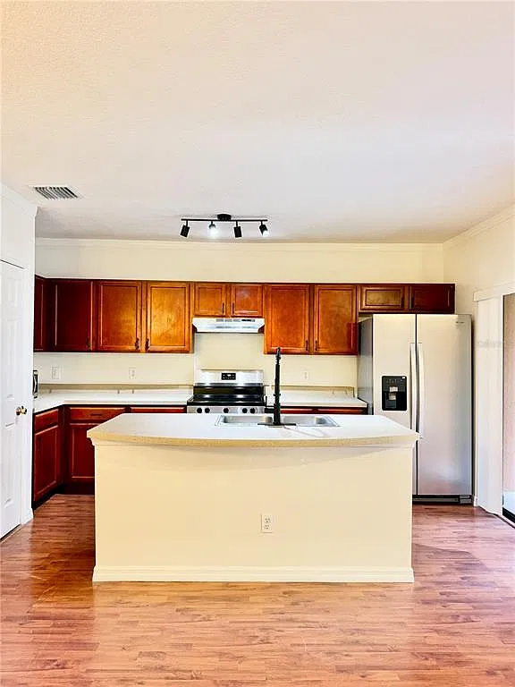 2 bed, 2.5 bath, 1298 sqft, $2,300 — Photo 2