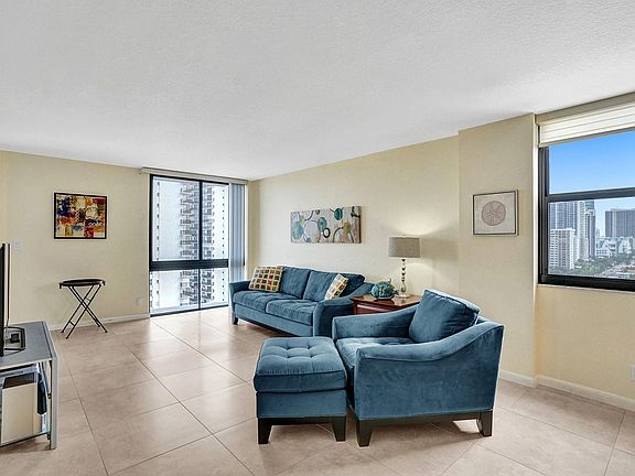4th image of 1600 S Ocean Drive #16K