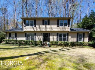 1109 Timberland Dr SW, Lilburn, GA