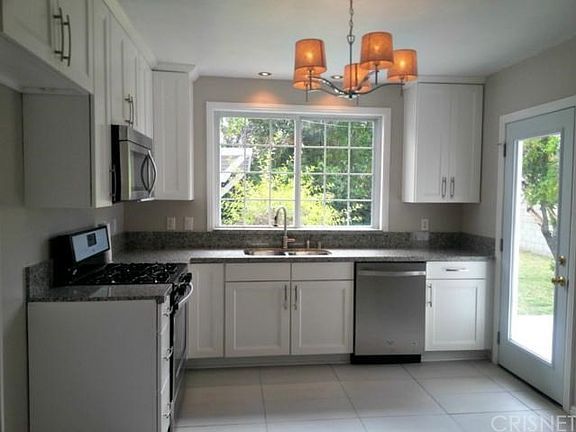 3rd image of 6903 Texhoma Ave