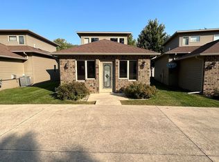 342 Benit Dr, Arnolds Park, IA 51331