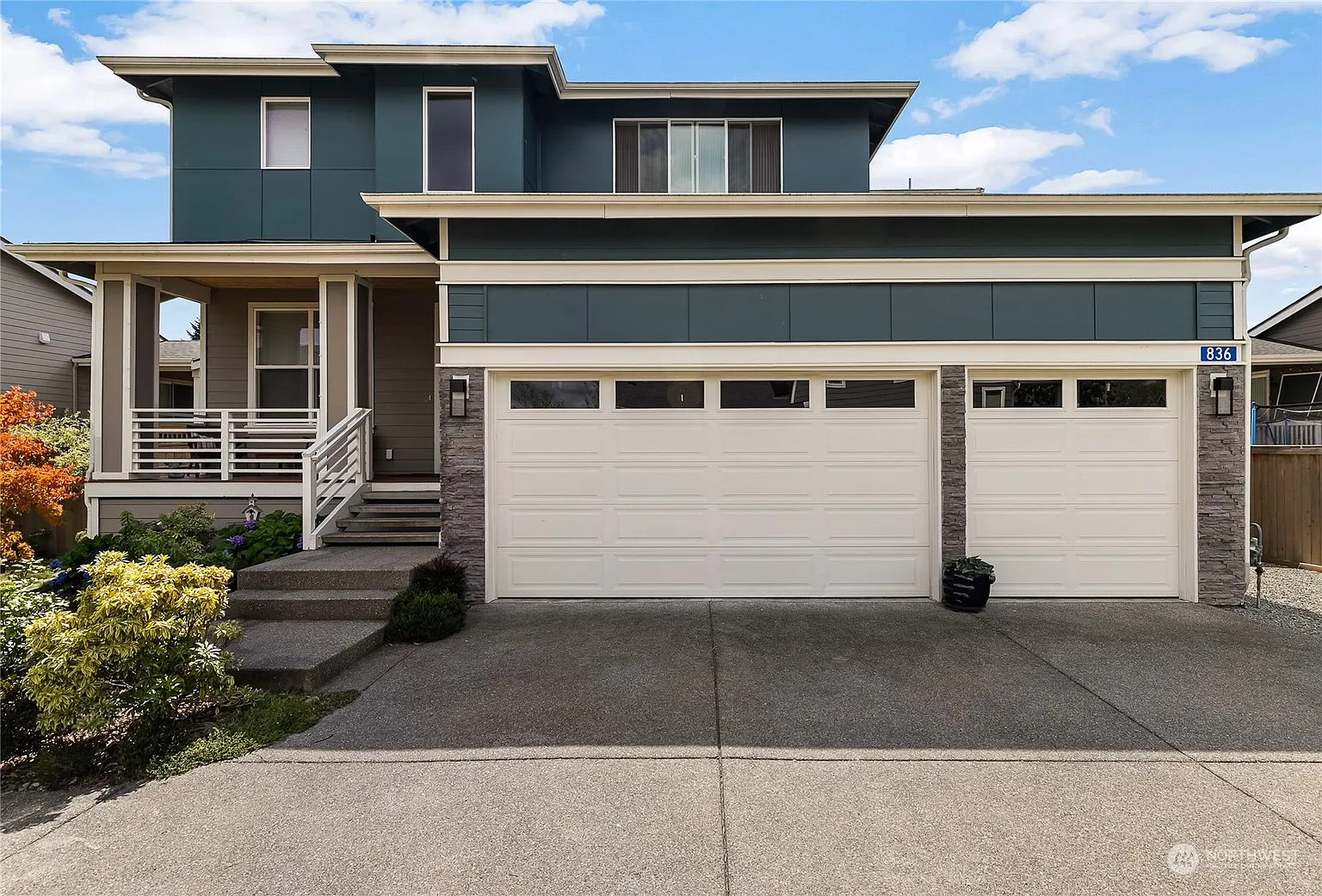 836 Brighton Court photo 1