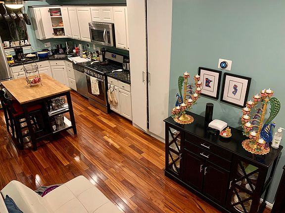 Kitchen, with pantry centered