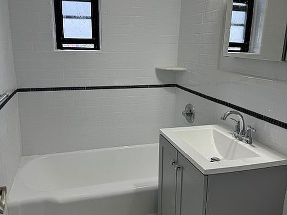 5th image of 2701 Newkirk Ave APT 7A