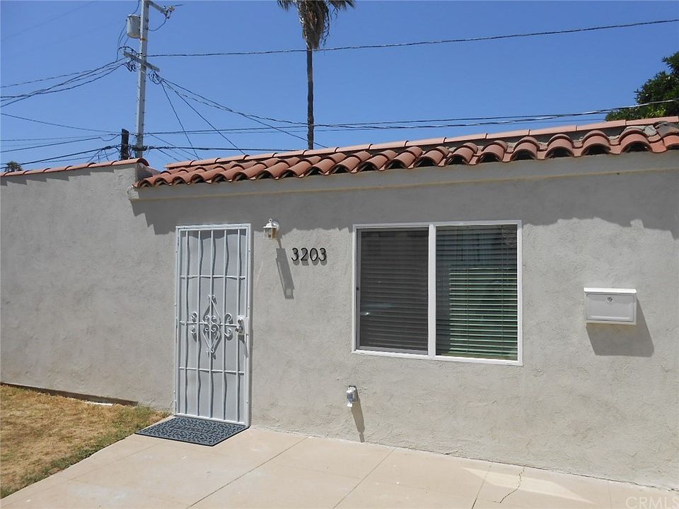 1st image of 3203 W 77th St