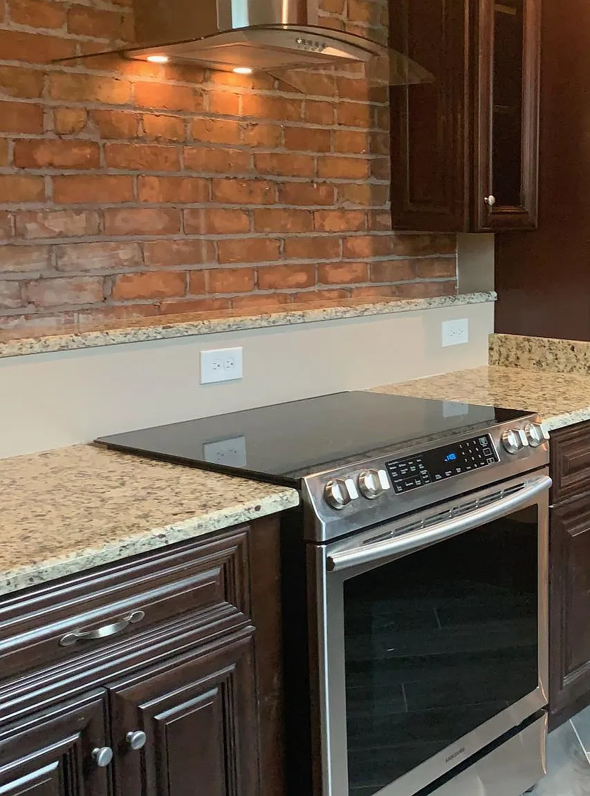 3716 Lincoln Ave — Photo 3