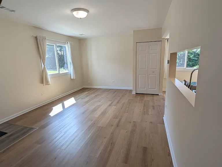 10S442 Echo Ln #3 — Photo 11