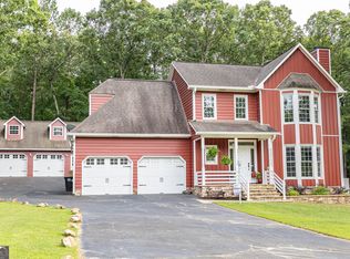 135 E Clinton Dr SW, Rome, GA 30165