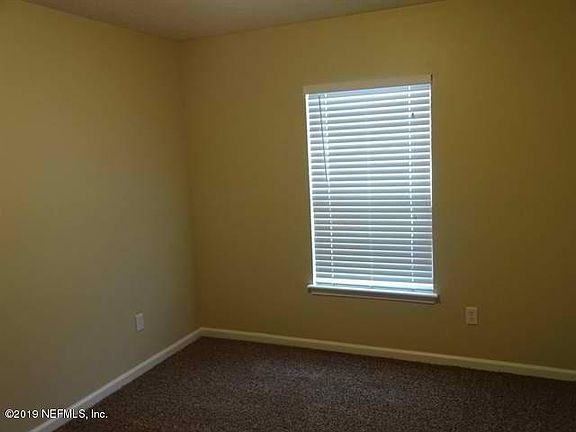 5th image of 947 Churchhill Lane
