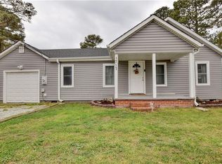 1717 Sparrow Rd, Chesapeake, VA 23320