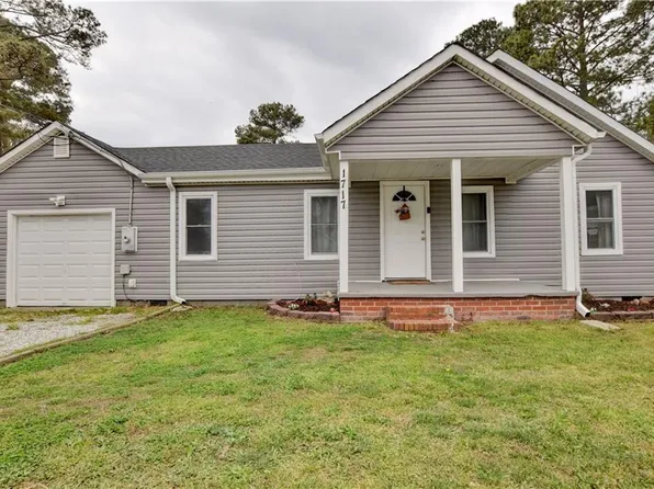 1717 Sparrow Rd, Chesapeake, VA 23320