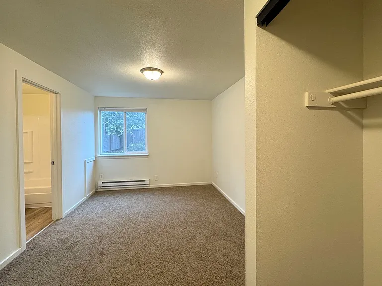 North Highland Court — Photo 42