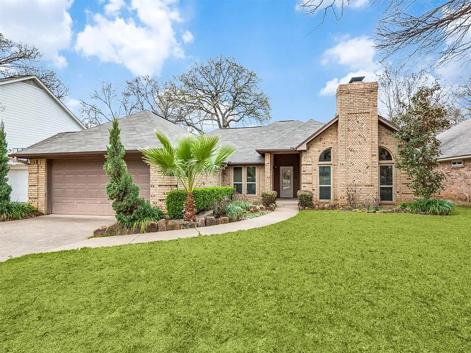 2144 S Winding Creek Dr