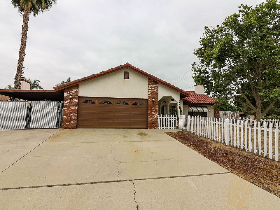 1st image of 27246 Green Haven Dr