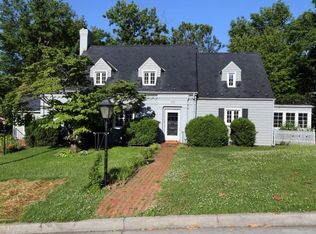 797 Oak Ave, Waynesboro, VA 22980