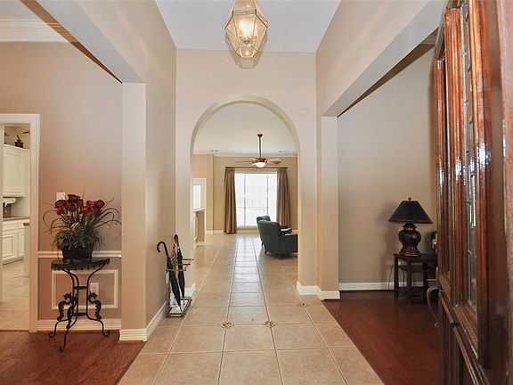 4th image of 4230 Lake Terrace Ct