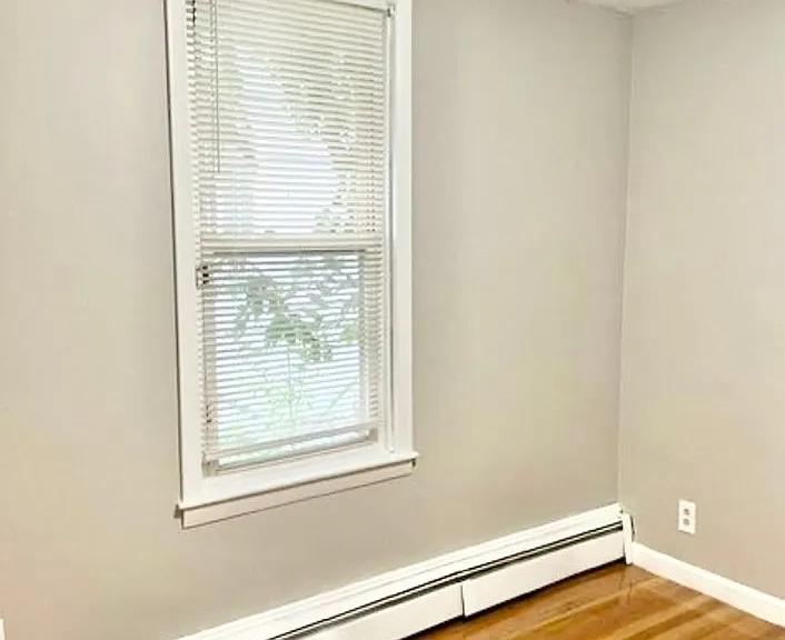 35 Gloucester Street — Photo 13