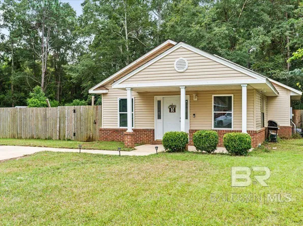 3828 McGrue Ln, Mobile, AL 36605